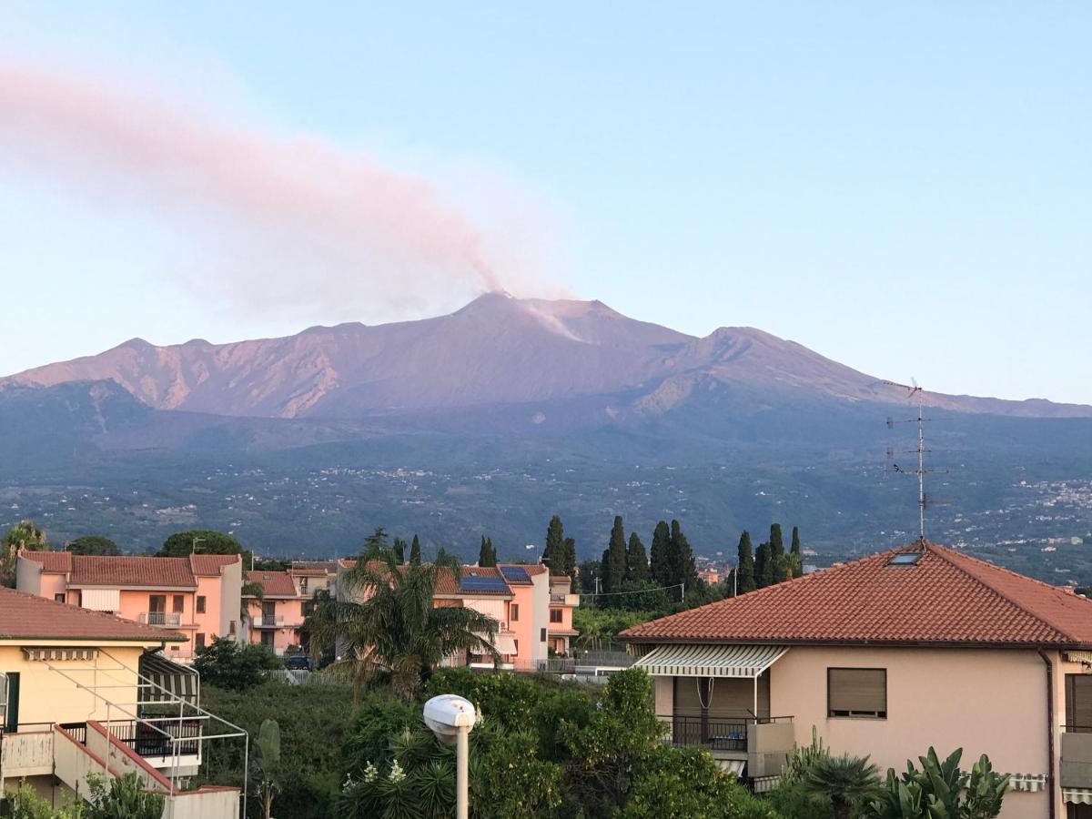 Path House - Etna & Sea View Aparthotel Riposto Luaran gambar