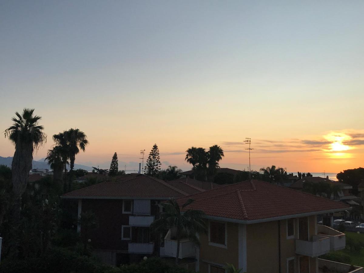 Path House - Etna & Sea View Aparthotel Riposto Luaran gambar